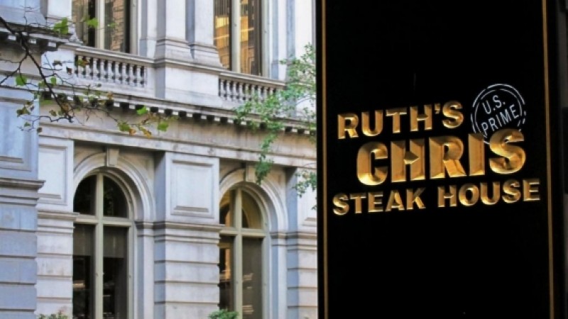 Sizzling Summer Patio Series (Ruth's Chris Steak House)
